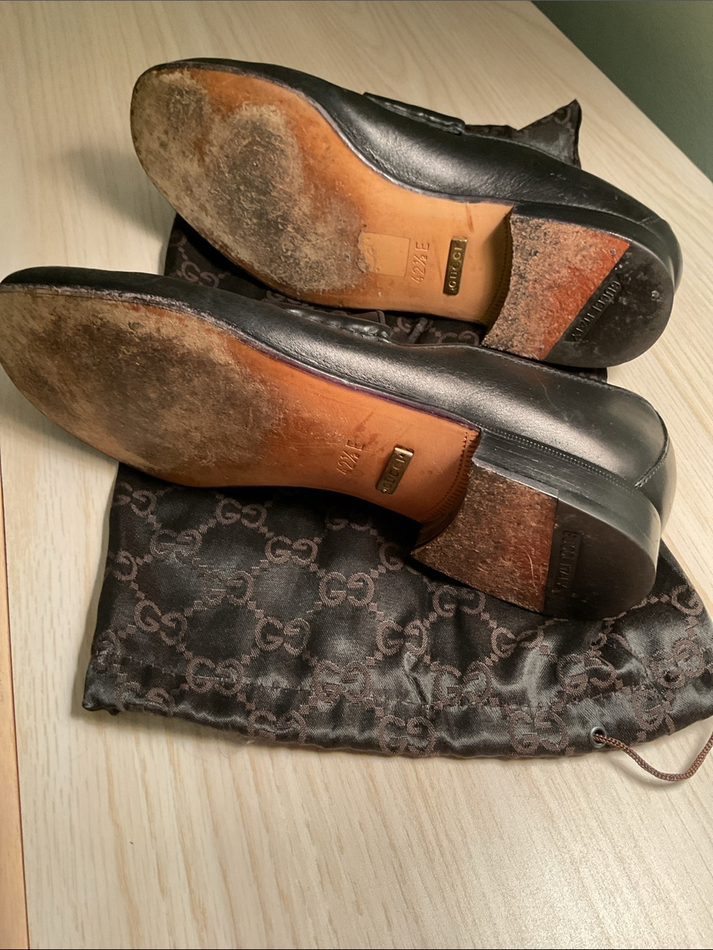 Gucci Black Leather 1953 Horsebit Slip-On Loafers with Gold Hardware - Picture 3 of 5